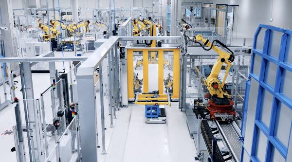 BMW Group y Rimac Technology cooperan en una innovadora batería de alto voltaje para el BMW i7.