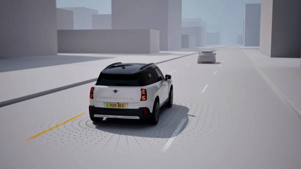 Seguridad sobresaliente: MINI establece nuevos estándares en la protección de los ocupantes.