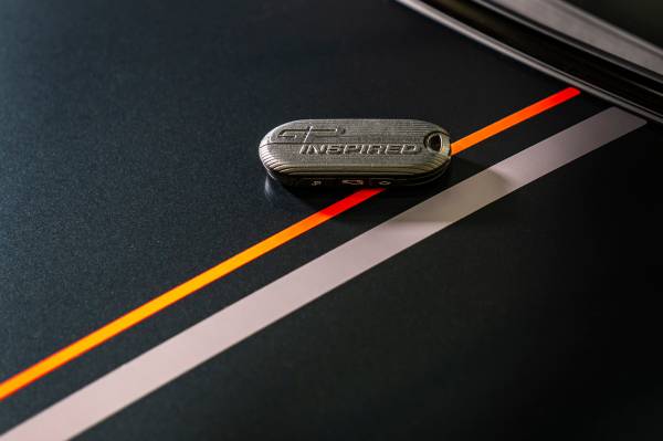 Llega a México el MINI John Cooper Works GP INSPIRED EDITION: un homenaje a uno de los modelos más enfocados a manejo en pista de la historia de los MINI modernos.