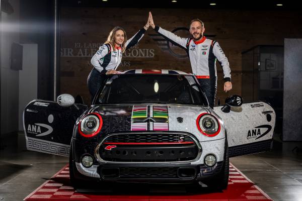 MINI refuerza su participación en el deporte motor y respalda por segundo año consecutivo a tripulación mexicana en la Carrera Panamericana 2026